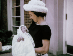 Kūdikis ir mama Kūdikis ir mama